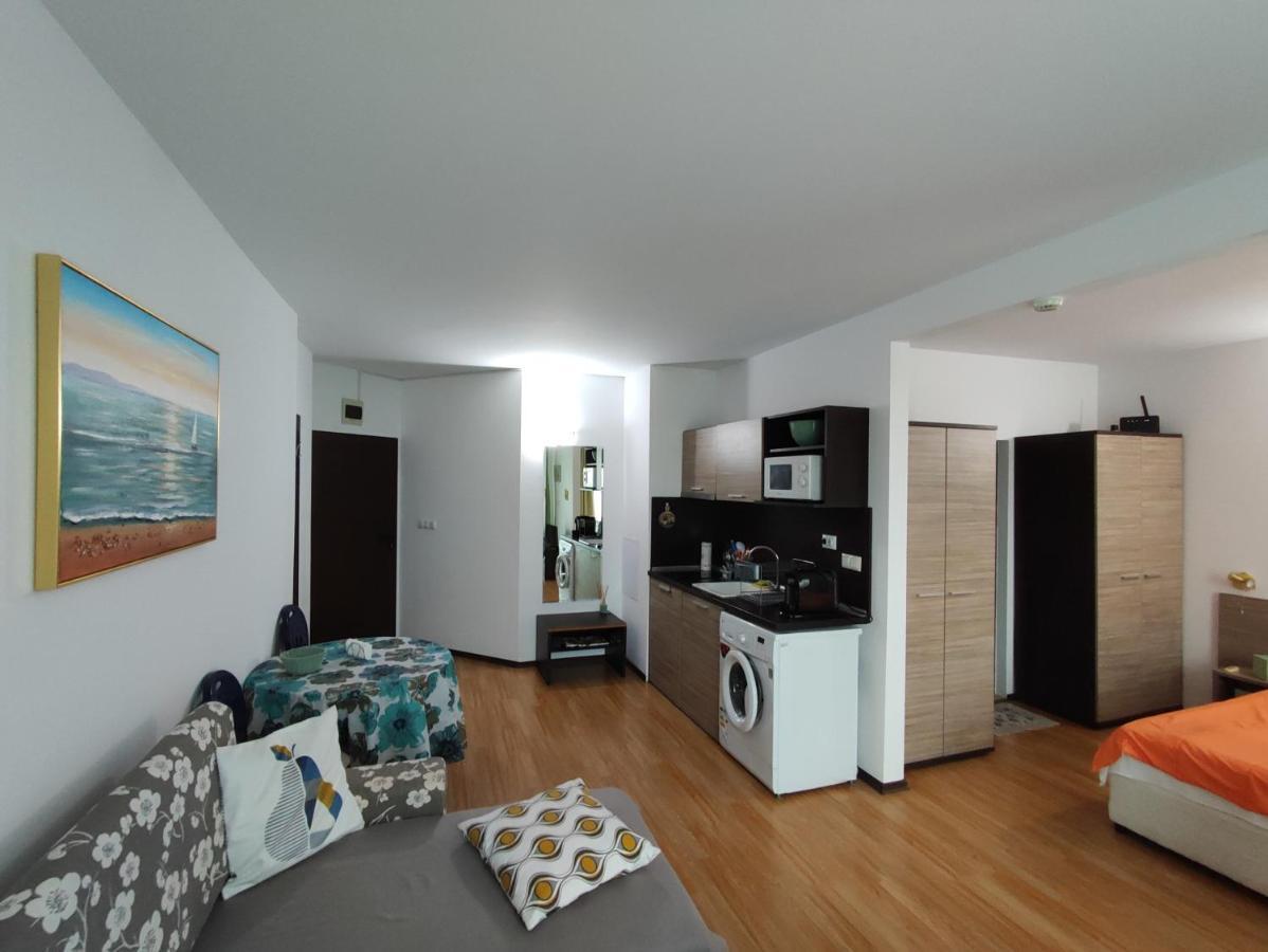 Прекрасен Апартамент С Изглед Към Морето Сарафово 1 Burgas Exterior foto